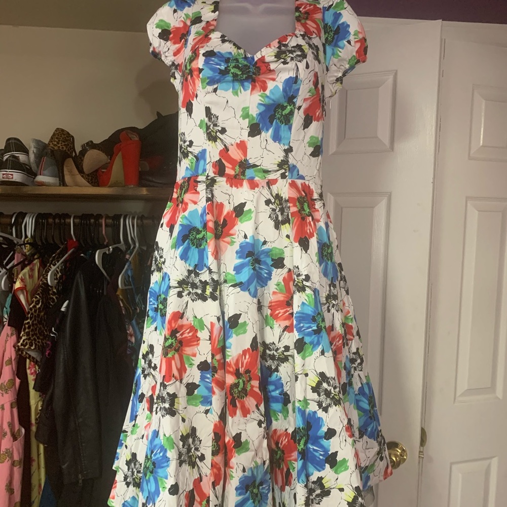 NWT-Hearts and Roses-Colorful Floral Pinup Dress